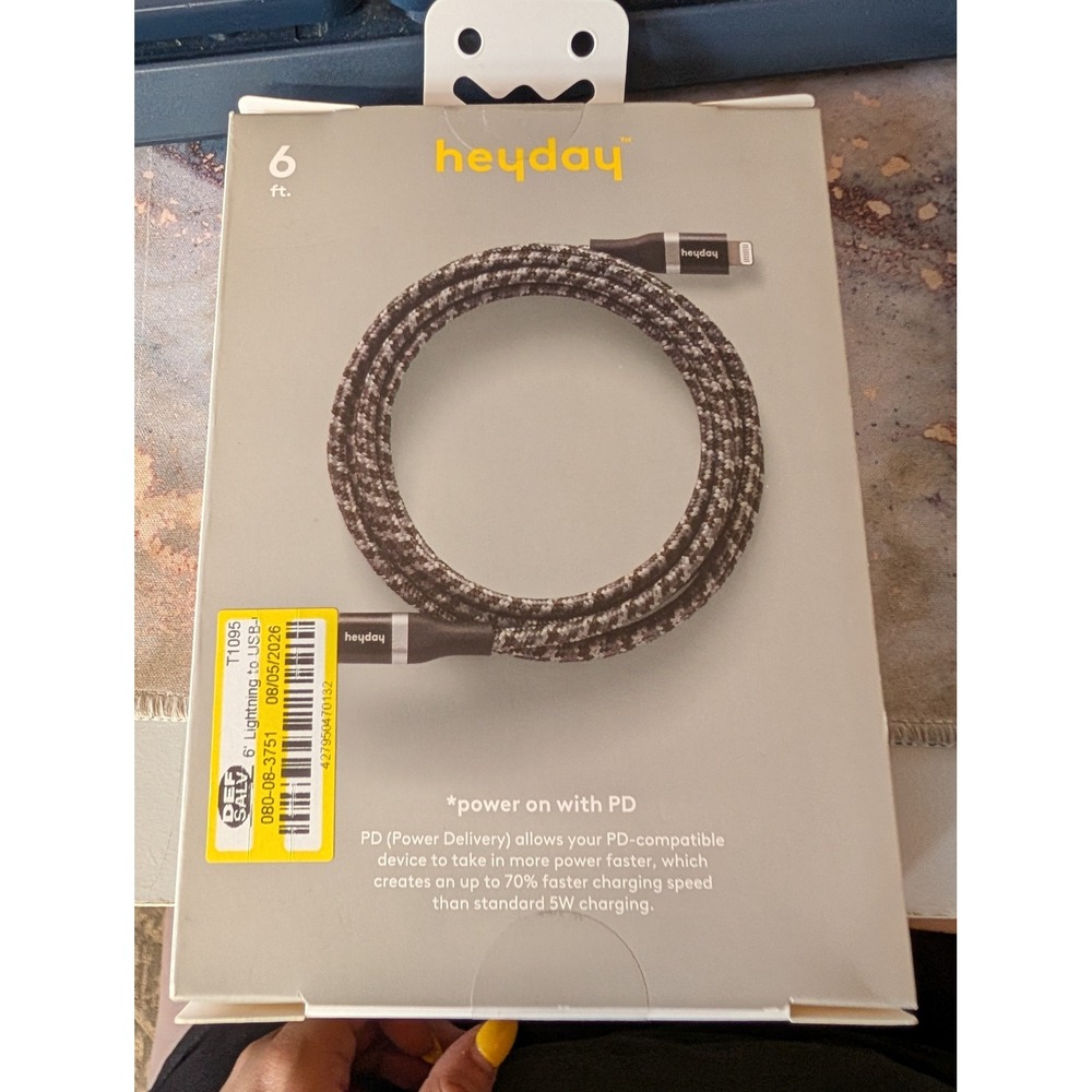 heyday Lightning to USB-C Cable 6ft Black White NIB Braided PD Fast Charge
